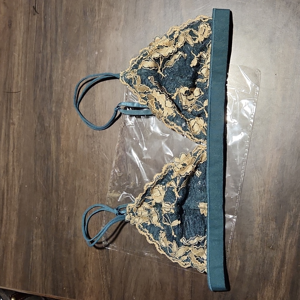 New Bralette  Forest Green & Gold w/adjustable straps & closure Large